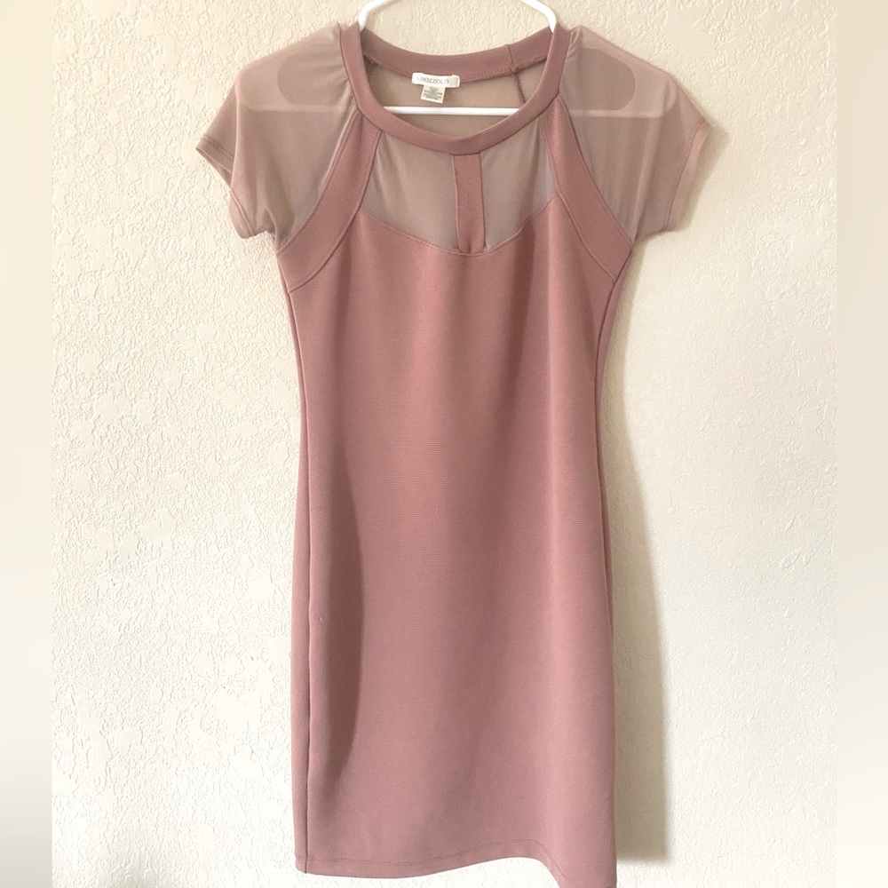 Bozzolo pink/ mauve fitted dress
